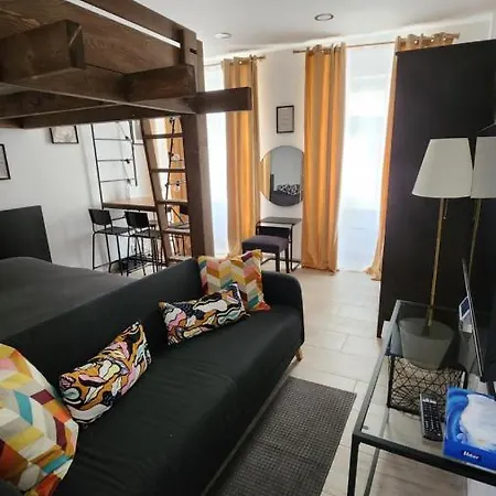 Theater Apartment